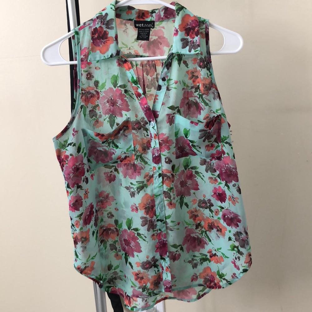 3 for $15—- Floral Tank
